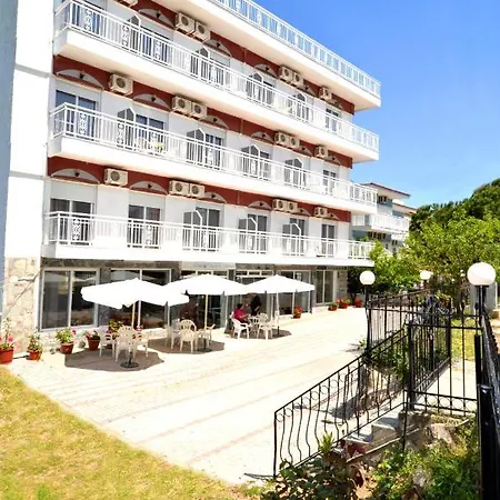 Hotel Triada