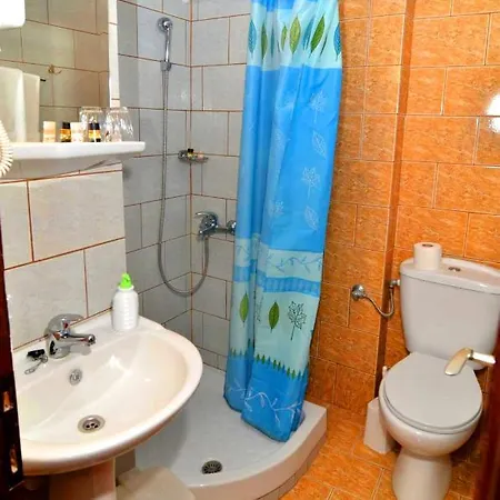 Hotel Triada 2*