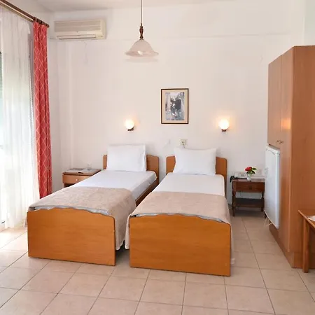 Triada Лименария