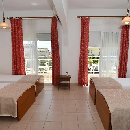 Hotel Triada
